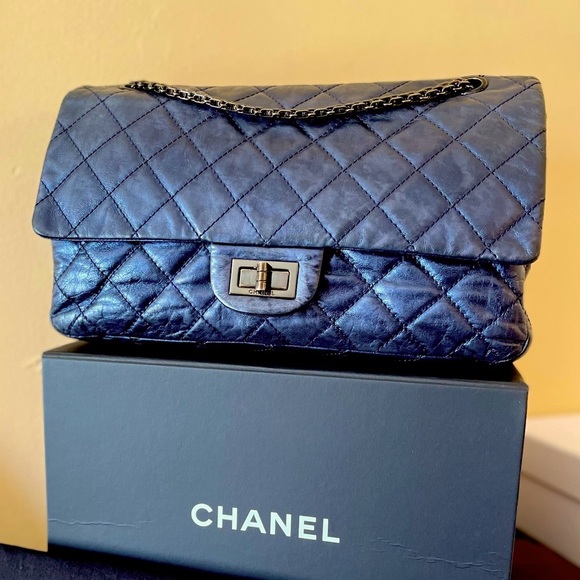 Chanel Metallic Navy Quilted Aged Calfskin 2.55 Reissue 227 Flap Bag - Picture 1 of 16
